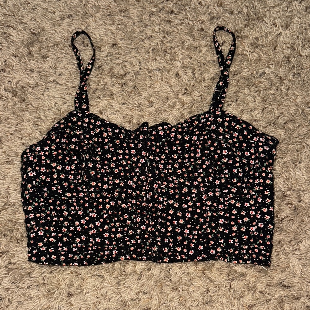 Aeropostale Black and White Sleeveless Crop Top
